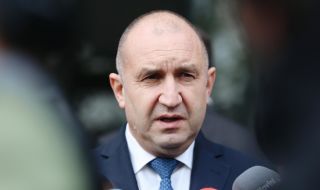 Румен Радев: Силно се надявам разумът да вземе връх ВИДЕО