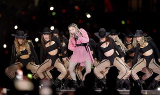 Ще се завърне ли Мадона на музикалната сцена?