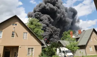 Пожар пламна в металургичен цех в Берлин