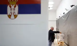 Сърбите от Косово пътуват до Сърбия, за да гласуват на парламентарните избори