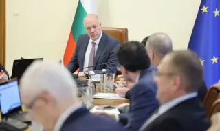 Без изказване на Желязков започна редовното правителствено заседание