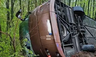 Защитата на шофьора на катастрофиралия автобус край Малко Търново оттегли жалбата срещу задържането му