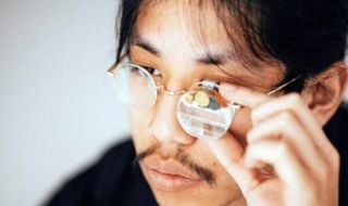 Brilliant Monocle превръща обикновени очила в умни