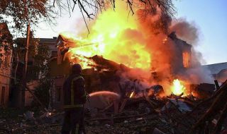 Взривове и пожари в Луганск