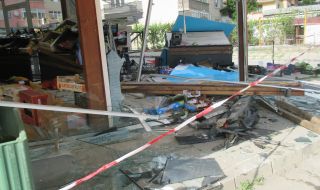 Бус се вряза в магазин в Гоце Делчев