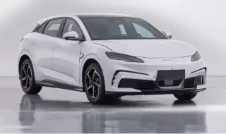 BYD's latest offering: 416-horsepower hot hatch 