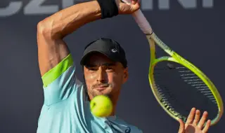 Димитър Кузманов се препъна в хърватин още на старта на турнира в японския град Мацуяма 