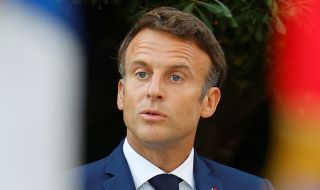 Макрон на ключово посещение