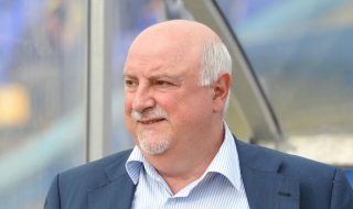 Баждеков: До края няма да издържат 14 отбора