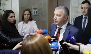 Драгомир Стойнев: Няма пряк риск за националната сигурност на България