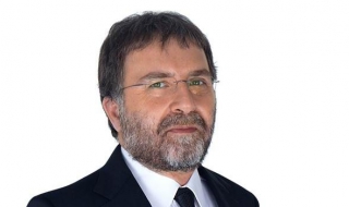 Пребиха турски журналист пред дома му, полицията задържа четирима