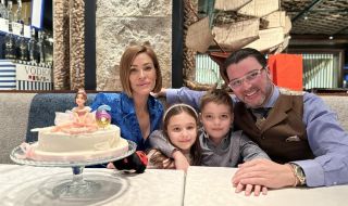 Теди Велинова и д-р Енчев празнуваха заедно рождения ден на дъщеря си 