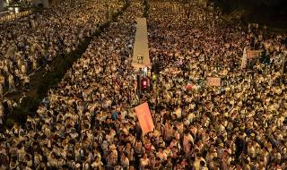 1 милион души казаха ''не&quot; на Китай в центъра на Хонконг