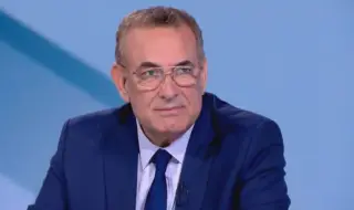 Джевдет Чакъров просто изпревари уволнението си и продаде каквото му е останало от политическия багаж