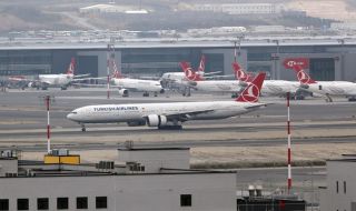 Сурово наказание! Забраняват на Turkish Airlines да летят в ЕС заради Беларус?
