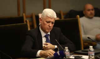 Димитър Стоянов в Рамщайн: България предоставя военна и техническа помощ на Украйна
