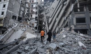Израел: Хиляди палестински цивилни в Газа се придвижват на юг 
