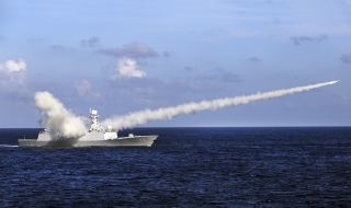 Тайван изпрати боен кораб в спорните води