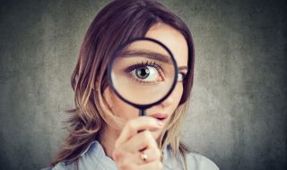 Три зодии, които непрекъснато си пъхат носа в чуждите работи