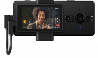 Запознайте се с новия смартфон-камера на Sony
