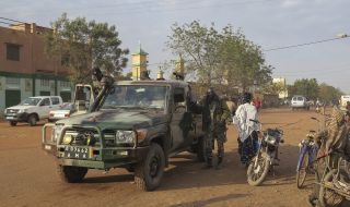 Затегнаха мерките за сигурност в Мали заради джихадисти