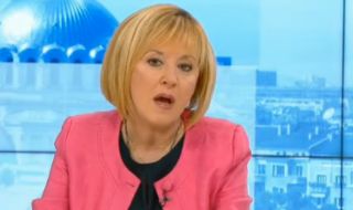 Манолова: Във всеки сектор при ГЕРБ има по един Иван, играещ ролята на министър