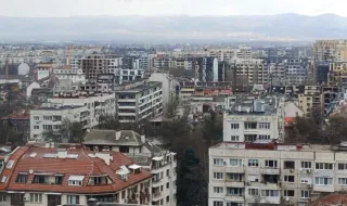 Наблюдаваме охлаждане на пазара на имоти в България