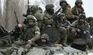 Руснаците напредват в Купянск, ВСУ трупа оръдия и дронове край Харков. Путин награждава създателите на "Буревестник"