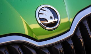 Skoda спира производството на автомобили до края на годината