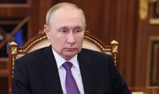 Защо Путин изведнъж обяви примирие