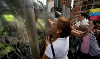Венецуела е готова да свали Мадуро