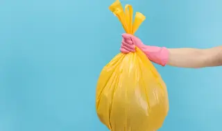 Моден абсурд: Balenciaga продава найлонова торбичка за близо 1800 долара