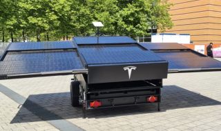 Ремарке със слънчеви панели от Tesla
