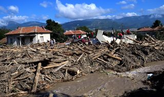 Инженери и конструктори ще обследват от утре сгради в наводнените карловски села