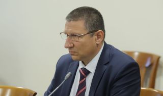 Сарафов вика за обяснение прокурора, пуснал шофьора от катастрофата с Ферарио Спасов