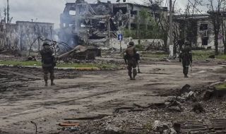 Русия е нанесла нови удари по украински военни и енергийни обекти