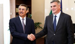 Стефан Янев проведе среща с посланика на Катар Рашид Али Ал-Хатър