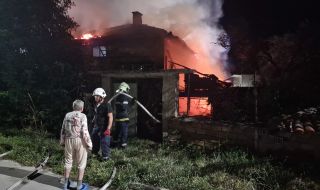 24-годишен запали къщата на съседката си заради скарване