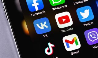 Apple премахна руската социална мрежа VKontakte от App Store
