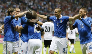 Финалът на Евро 2012: Италия - Испания