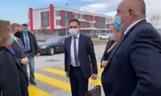 Бойко Борисов: Това са ми любимите производства - с много и добре платени работни места (ВИДЕО)