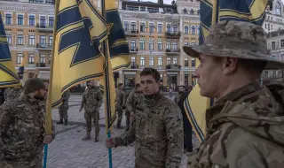 Бригадата „Азов“ пристигат в Брюксел: Украински бойци търсят дарения и доброволци в Европа