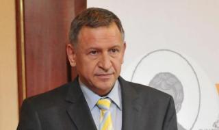 Д-р Стойчо Кацаров: Повечето от реакциите и прогнозите на щаба бяха погрешни