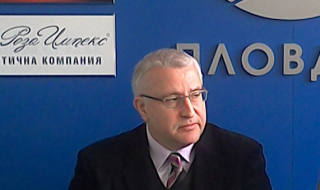 Евродепутат запознава ученици с дейността на ЕС и ЕП