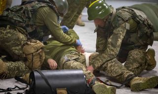 Канадски и полски сили провеждат военно-медицинска подготовка на украински военнослужещи