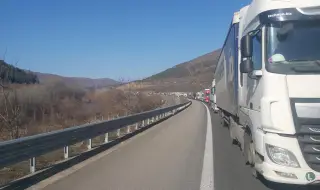 АПИ 2020–2025: Милиарди по пътя, малко път на терен