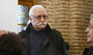 Етиен Леви написа песен за фолк певица (ВИДЕО)