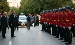 Разпускат гвардията на Ердоган