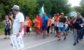 Жители на Брестовица и Кадиево блокираха Пловдив