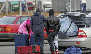 Два украински КПП по границата с Полша са без електрозахранване